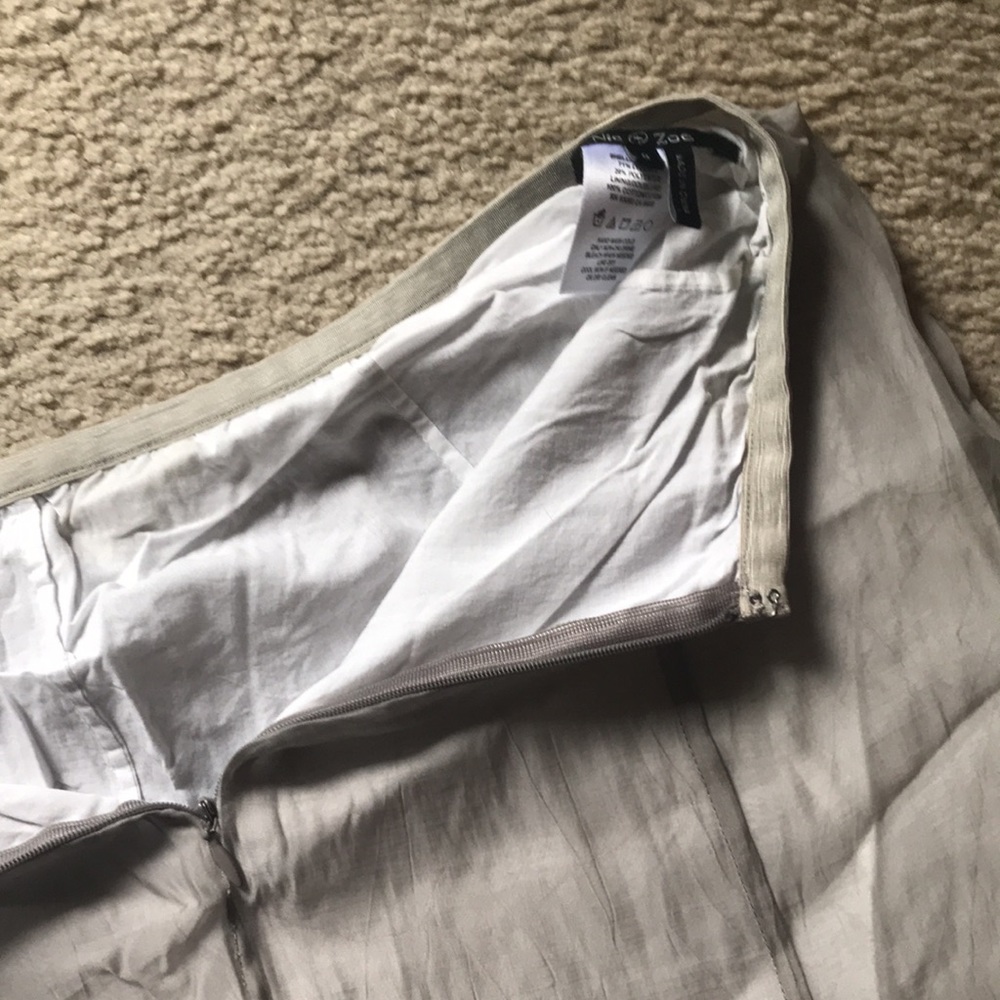 Dress - Picture 3 of 4